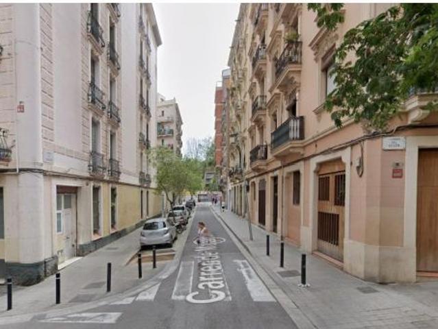 PISO EN BARCELONA