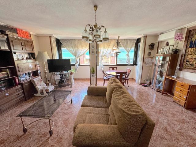 Piso en Benisaudet San Nicolás de Bari Alicante. Alquiler de larga temporada