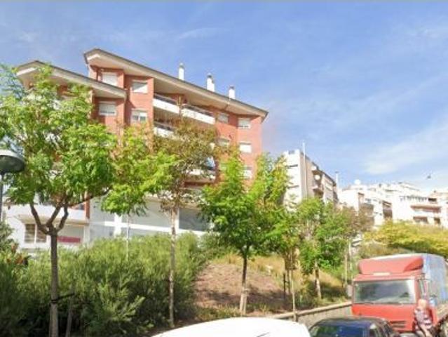 PISO EN BLANES