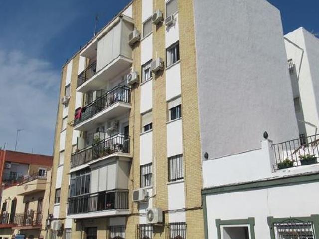 Piso en C/ José Luis Navarro, Tomares Sevilla