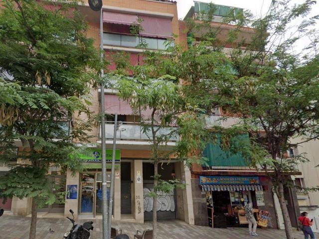 Piso en C/ Juan Valera Badalona