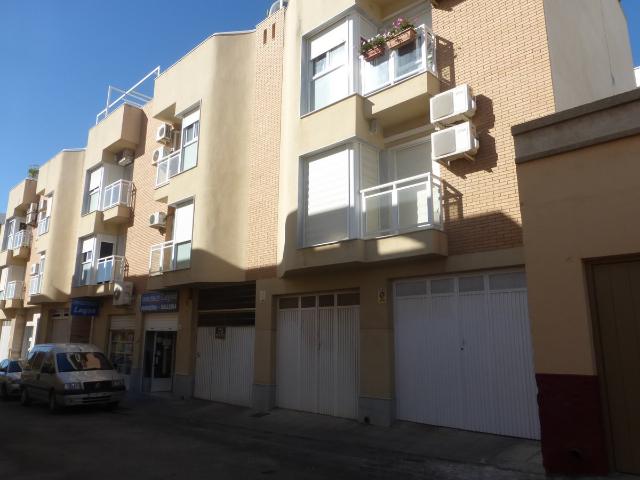 Piso en C/ Oviedo, El Ejido Almería