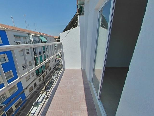Piso en C/ Profesores Hermanos Muñoz, Alicante