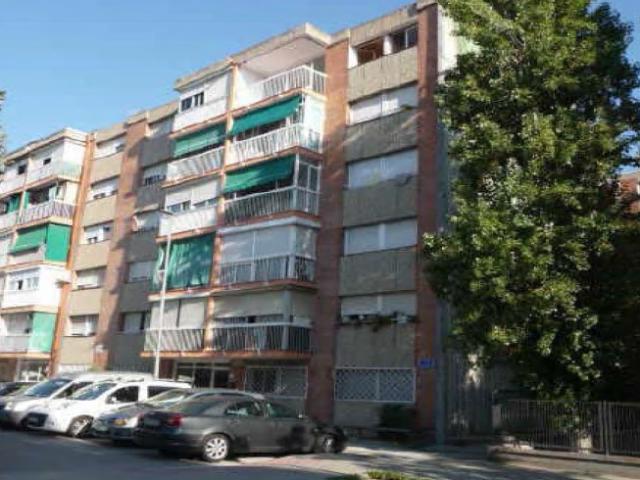 Piso en C/ Ramón d´Abadal, Santa Perpètua de Mogoda Barcelona