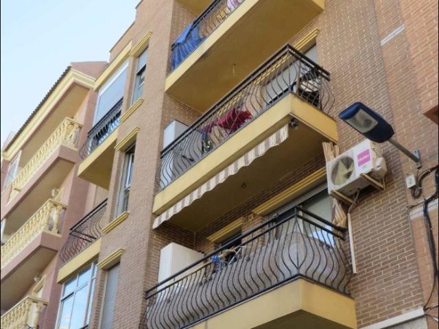 Piso en C/ Zorrilla Santa Pola Alicante
