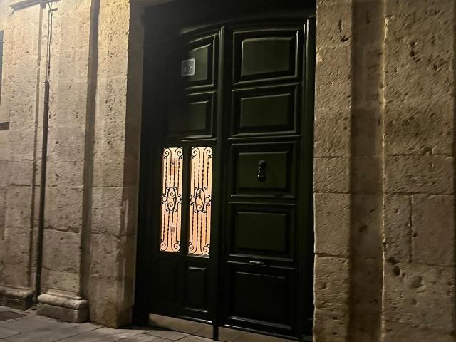 PISO EN CALLE EXPÓSITOS