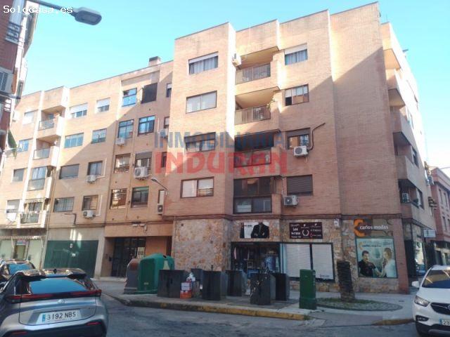 Piso en calle Pablo Luengo
