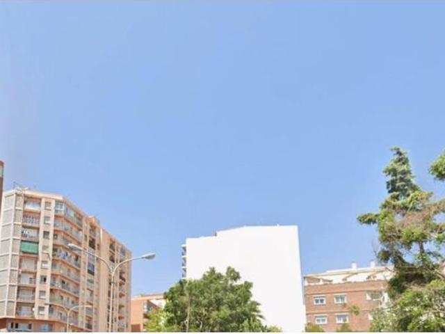 PISO EN CALP