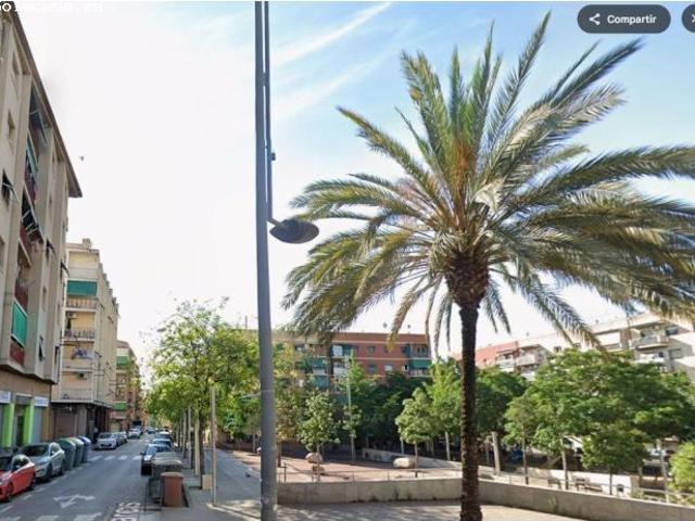 PISO EN CANOVELLES