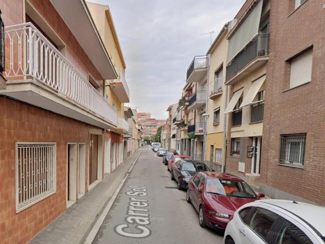 PISO EN CANOVELLES
