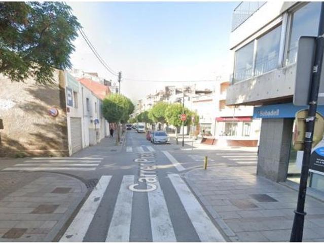 PISO EN CANOVELLES