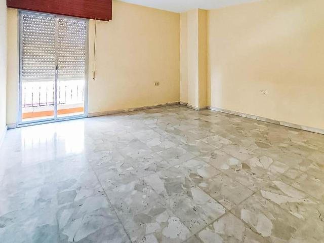 PISO EN CENTRO