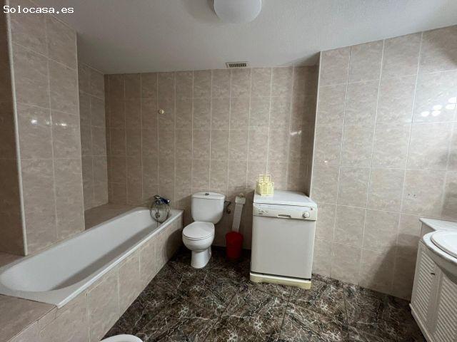 Piso en Ceutí de 3 dormitorios y plaza de garaje
