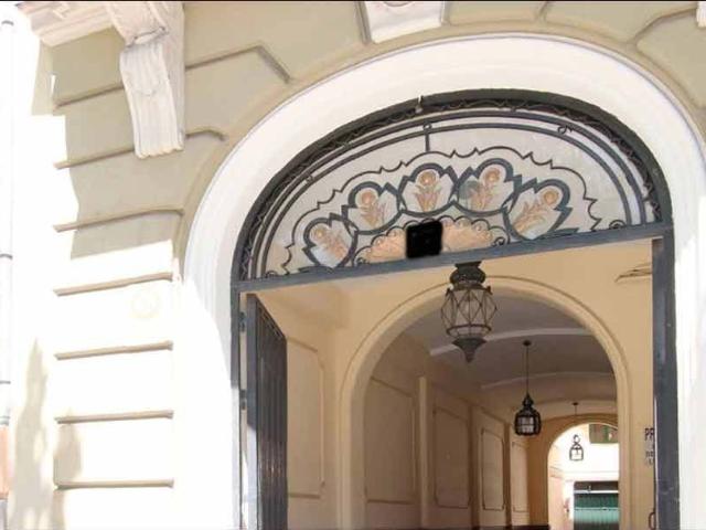 PISO EN CHAMBERÍ