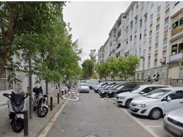 PISO EN CORNELLA DE LLOBREGAT