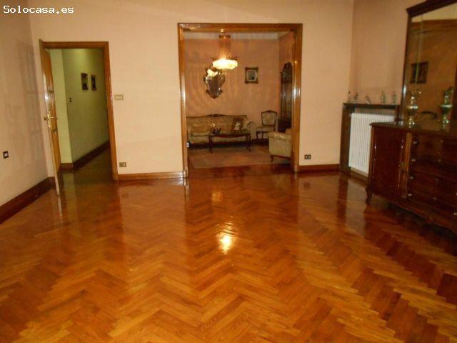 PISO EN EL CENTRO