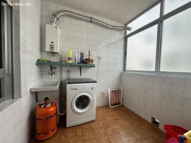 PISO EN EL CENTRO CON PISCINA COMUNITARIA