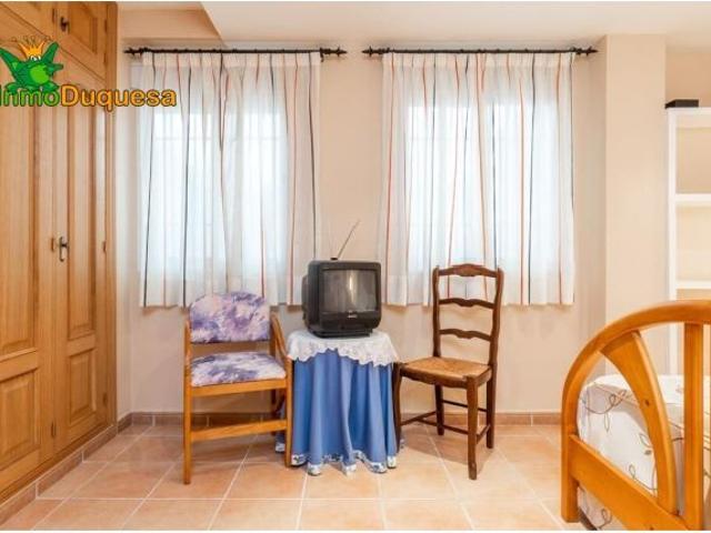 Piso en el centro de Granada, REFORMADO con 2 grandes dorm