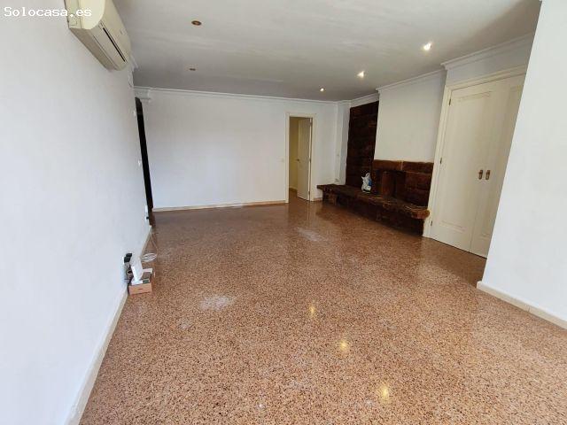 Piso en el Complejo NOGALERA, pleno centro de la ciudad con todos los servicios a mano y con facilid