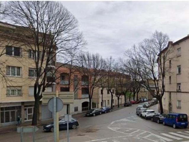 PISO EN GIRONA
