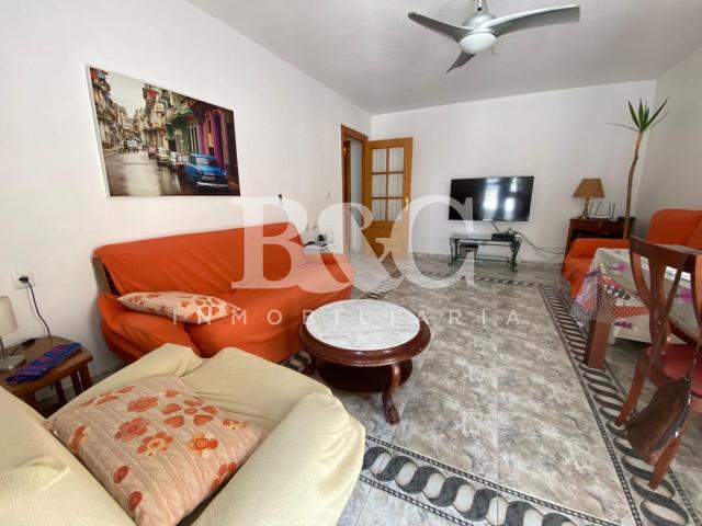 Piso en las Yucas, segunda línea, de playa que tiene una ter. 156m² Águilas