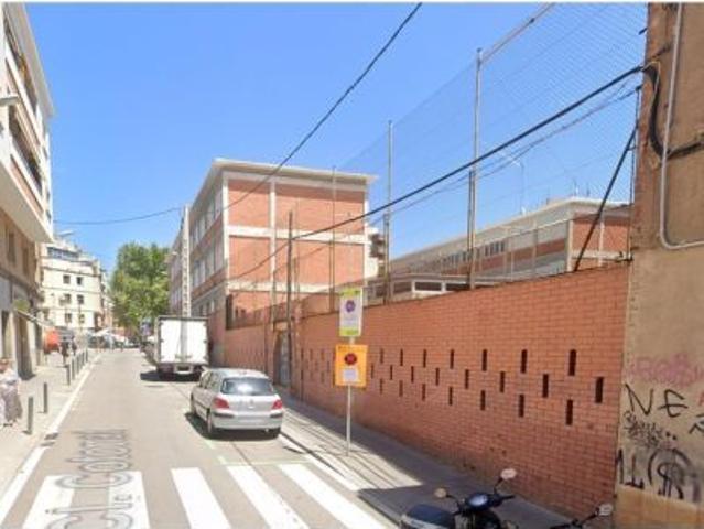 PISO EN LHOSPITALET DE LLOBREGAT