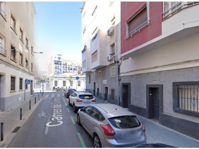 PISO EN LHOSPITALET DE LLOBREGAT