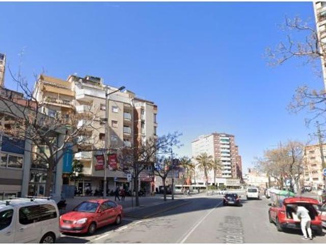 PISO EN LHOSPITALET DE LLOBREGAT