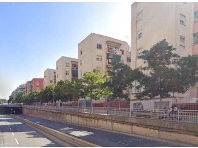 PISO EN LHOSPITALET DE LLOBREGAT