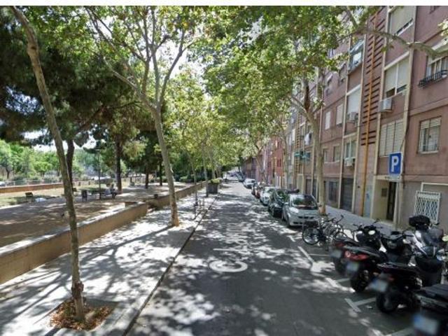 PISO EN LHOSPITALET DE LLOBREGAT