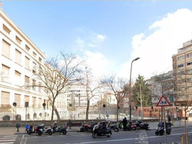 PISO EN LHOSPITALET DE LLOBREGAT