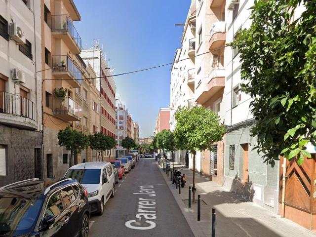 PISO EN L'HOSPITALET DE LLOBREGAT