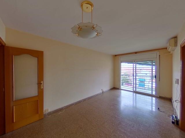 Piso en Paseo Doctor Moragas de Barberà del Vallès, una sólida oportunidad patrimonial