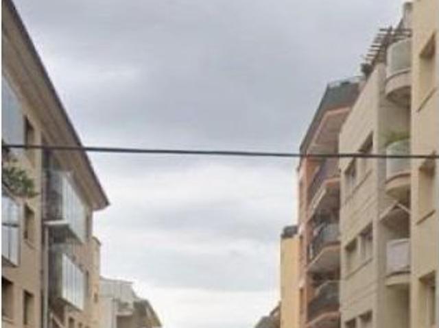 PISO EN PINEDA DE MAR
