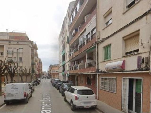 PISO EN PINEDA DE MAR