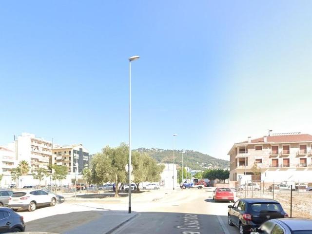 PISO EN PINEDA DE MAR