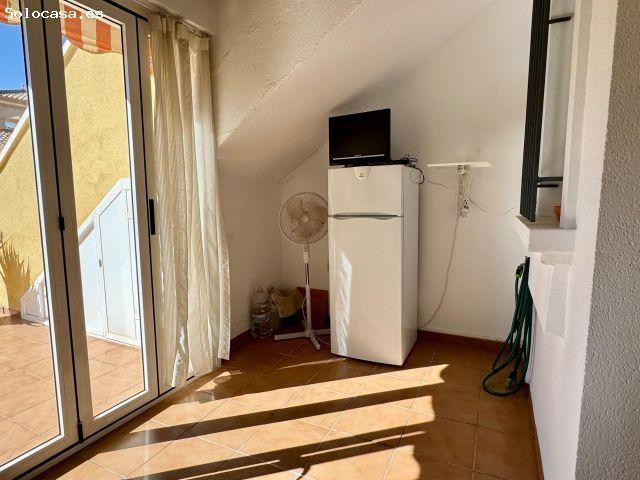 Piso en planta baja de 2 habitaciones amueblado con garaje y trastero en Los Alcázares, Murcia