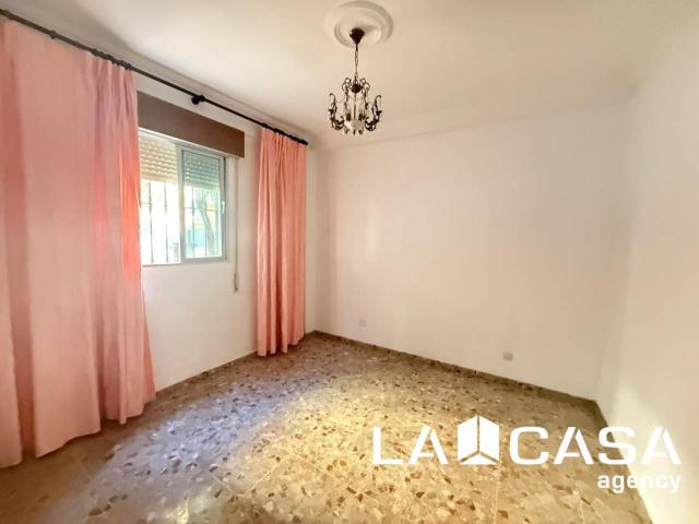 Piso en planta baja en Bda. del Rocío, Dos Hermanas
