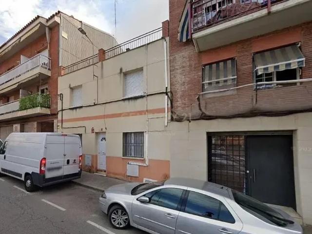 Piso en planta baja en Rubí, oportunidad con precio cerrado en zona residencial