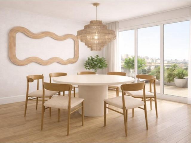 Piso en Rio Rosas que se abre a una impresionante terraza de aprox 50 m2. 133 mt con 2hab/2 baños. Calle Alonso Cano
