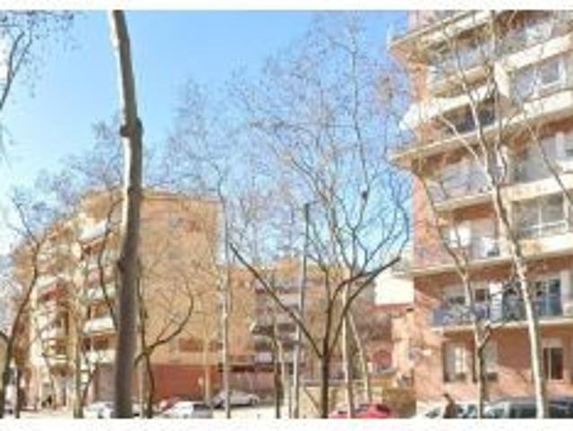 PISO EN SABADELL