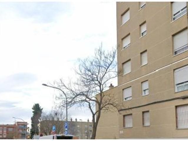 PISO EN SABADELL