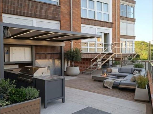 Piso en San Vicente de la Barquera con Terraza y Servicios Cercanos 249,000€