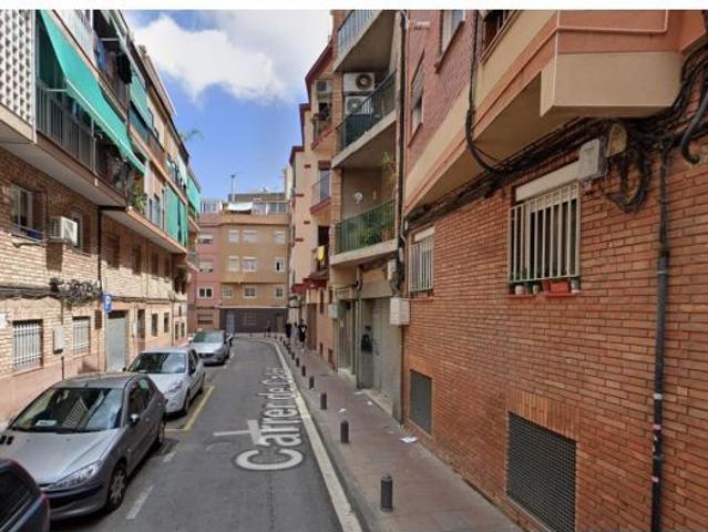 PISO EN SANTA COLOMA DE GRAMENET