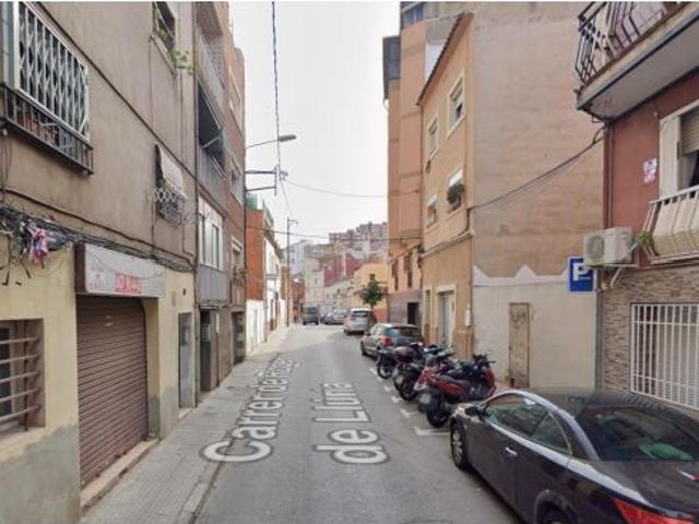 PISO EN SANTA COLOMA DE GRAMENET