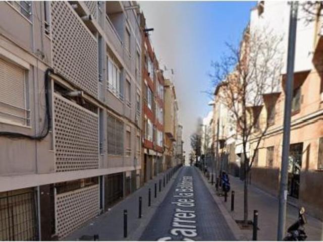 PISO EN SANTA COLOMA DE GRAMENET
