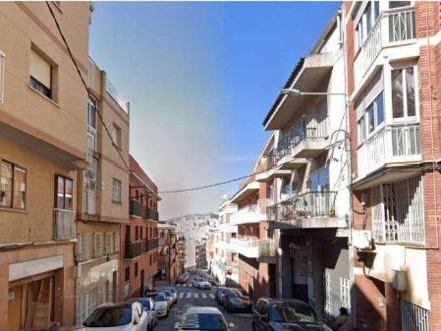 PISO EN SANTA COLOMA DE GRAMENET