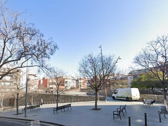PISO EN SANTA COLOMA DE GRAMENET