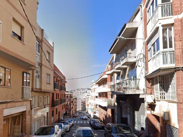PISO EN SANTA COLOMA DE GRAMENET