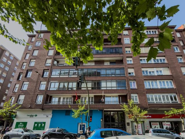 Piso en Santander de 3 habitaciones por €350,000